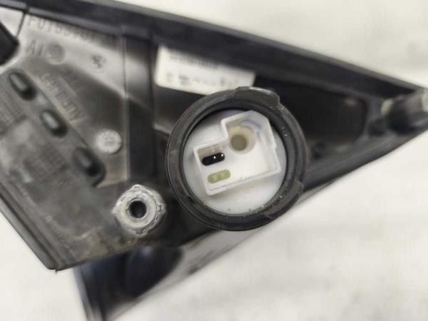 RETRO GAUCHE ELECTRIQUE BMW   - Vue 3